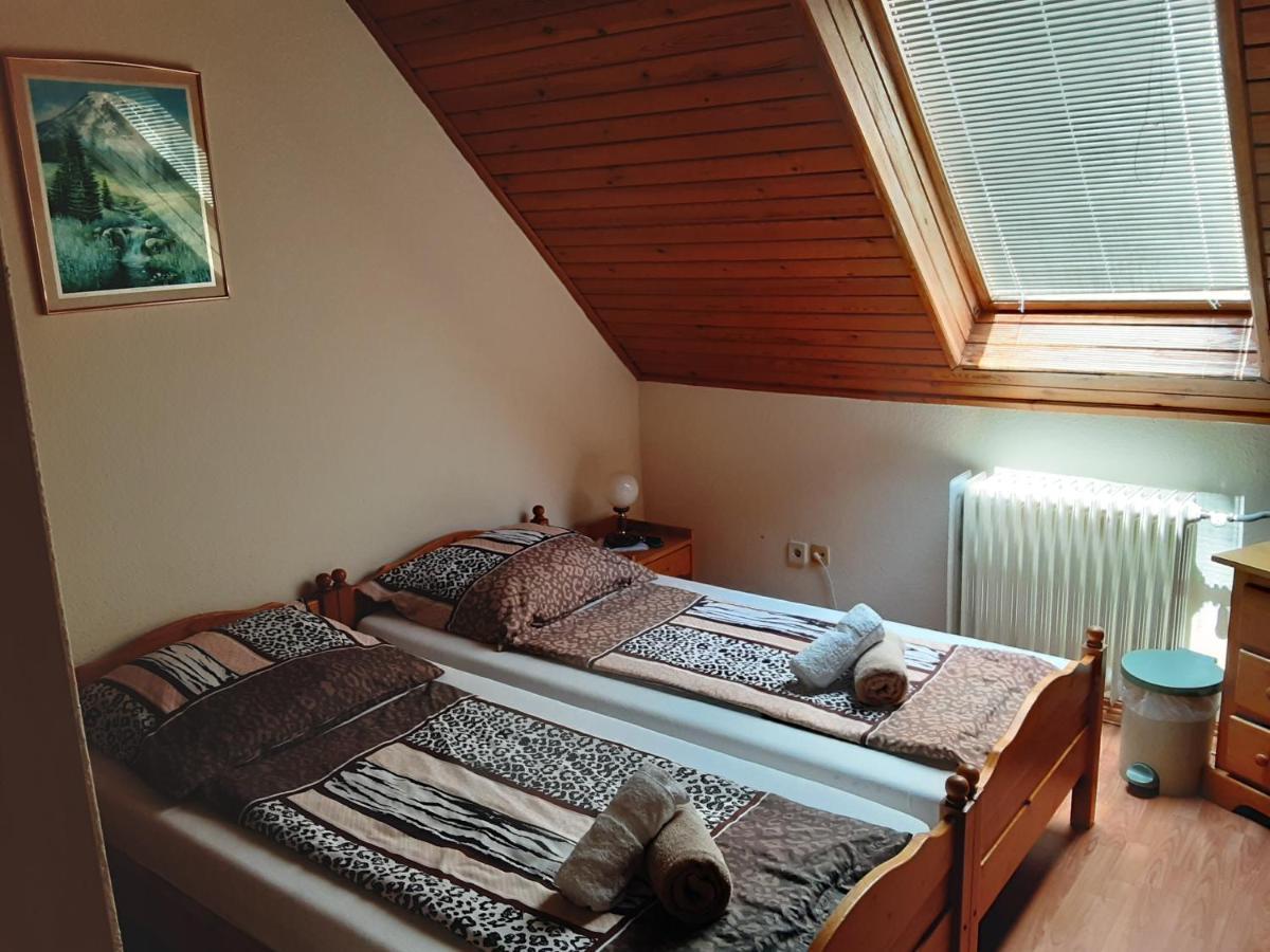 St Hubertus Panzio Bed & Breakfast Hévíz Екстериор снимка